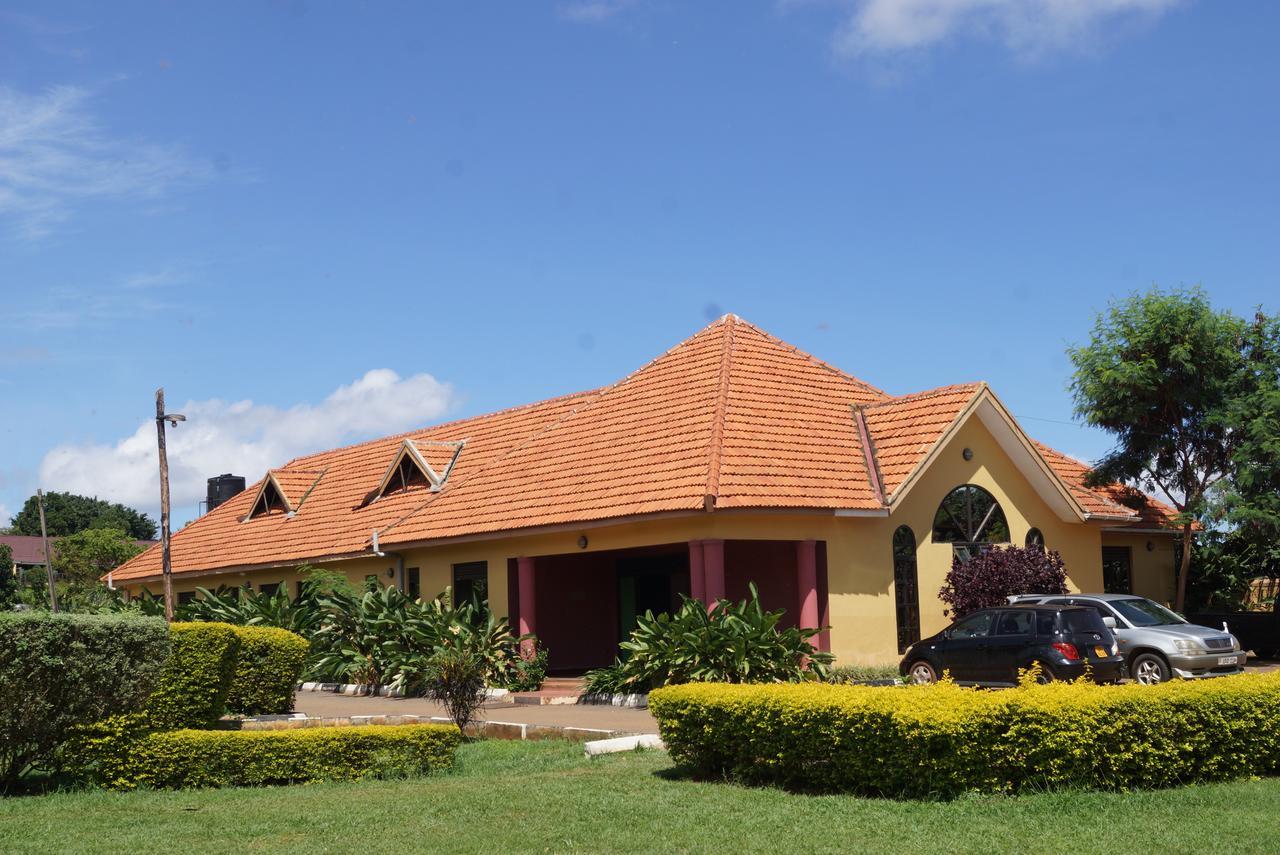 Peniel Beach Hotel Entebbe Eksteriør billede
